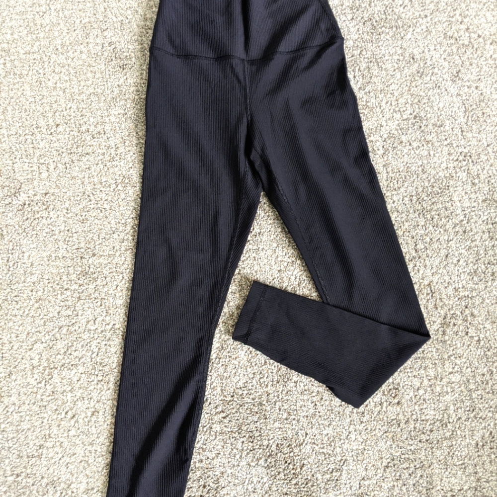 Ribbed leggings